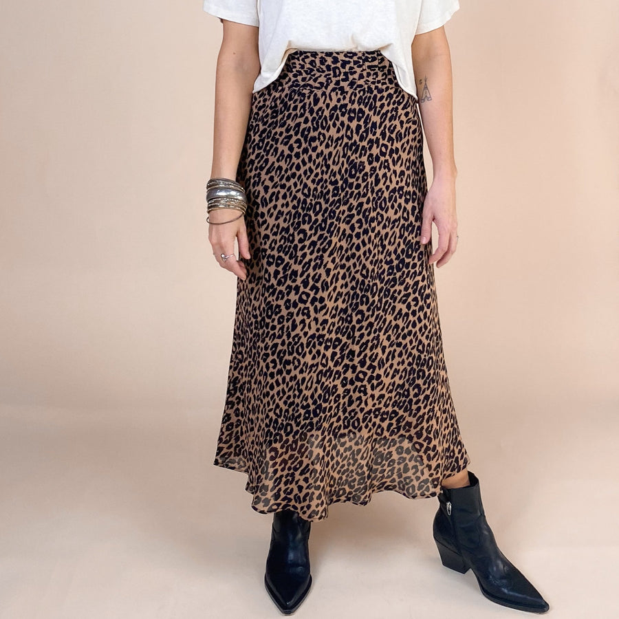serena leopard print high waisted skirt close up